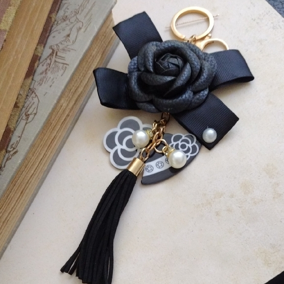 Handmade Accessories - Elegant Black Camellia Keychain with Tassel